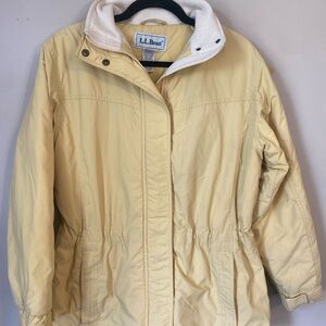 Vintage L. L. Bean Womens Butter Yellow Jacket with Cozy Collar